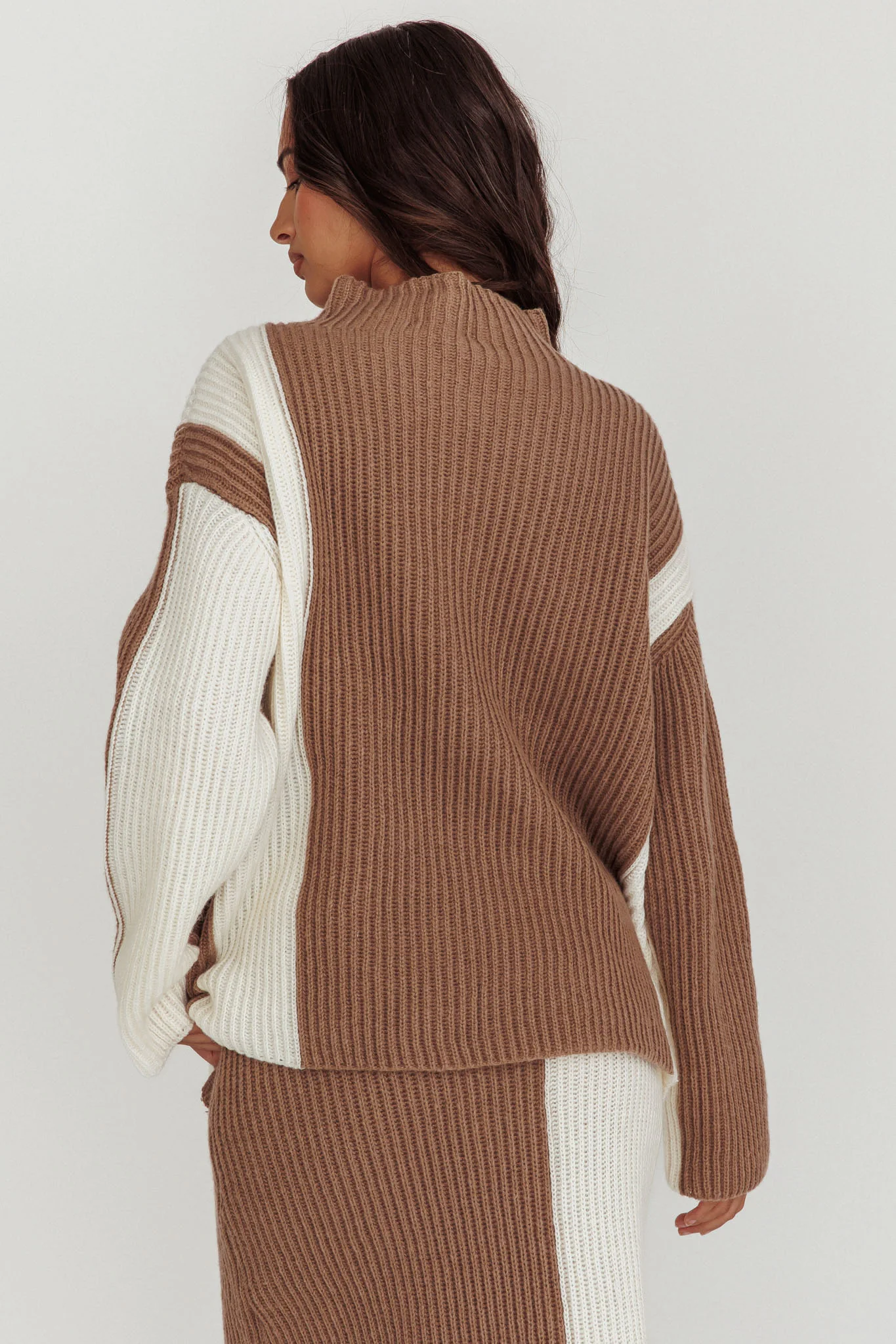Eos Ribbed Mock Neck Knit Jumper Mocha Cream - Ruaus
