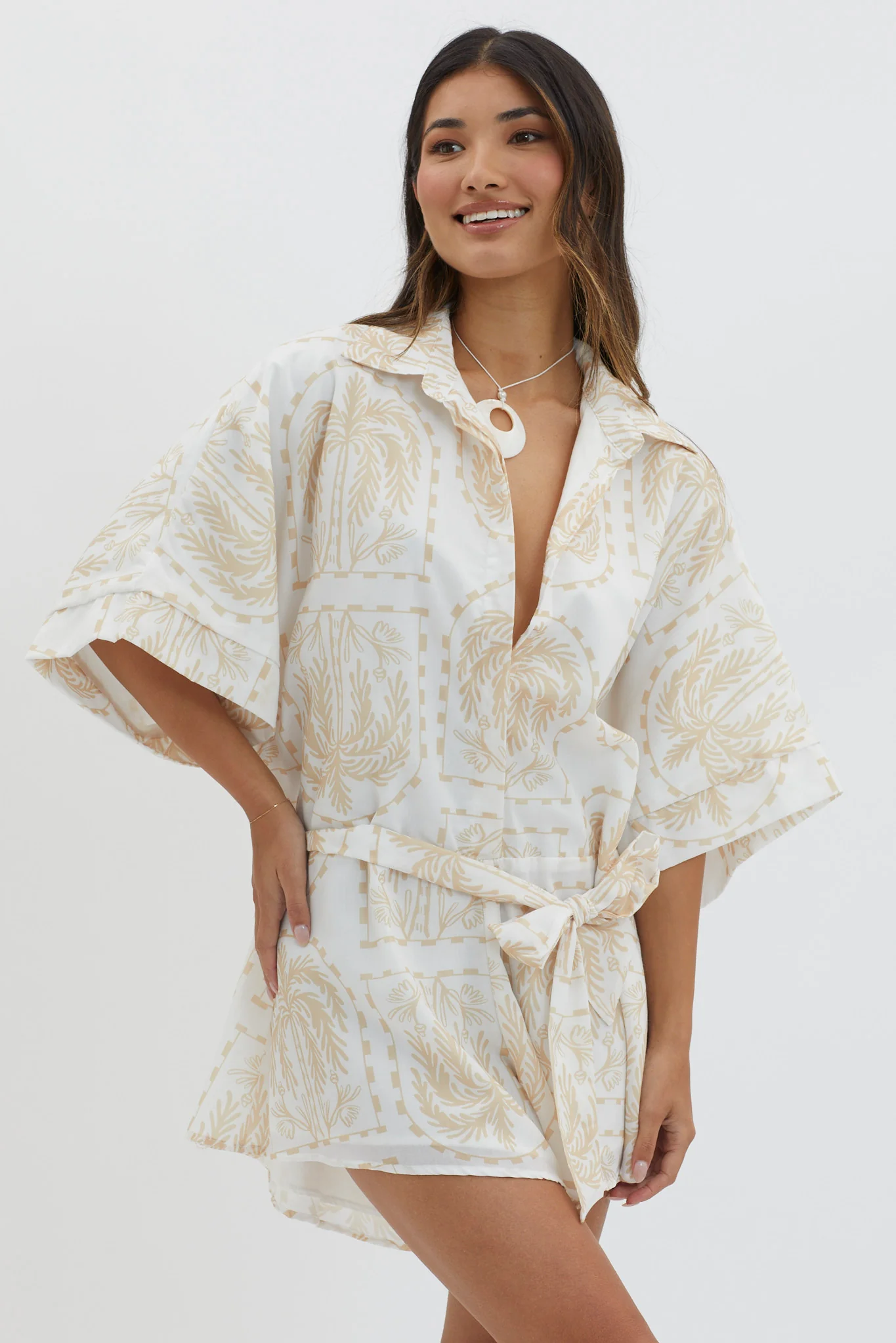 Daytona Beach Button-Up Romper Print Beige - Ruaus
