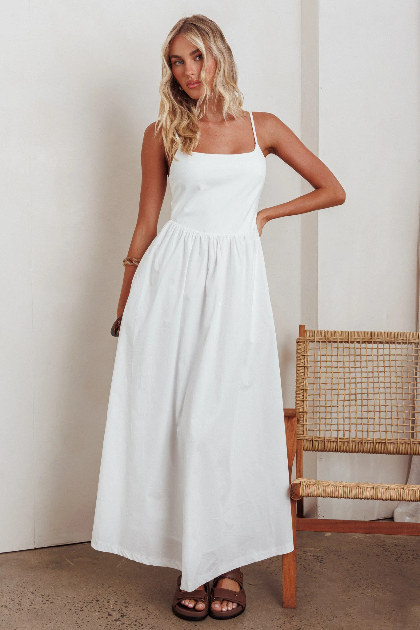 Yelizaveta Side Pocket Maxi Dress White - Ruaus