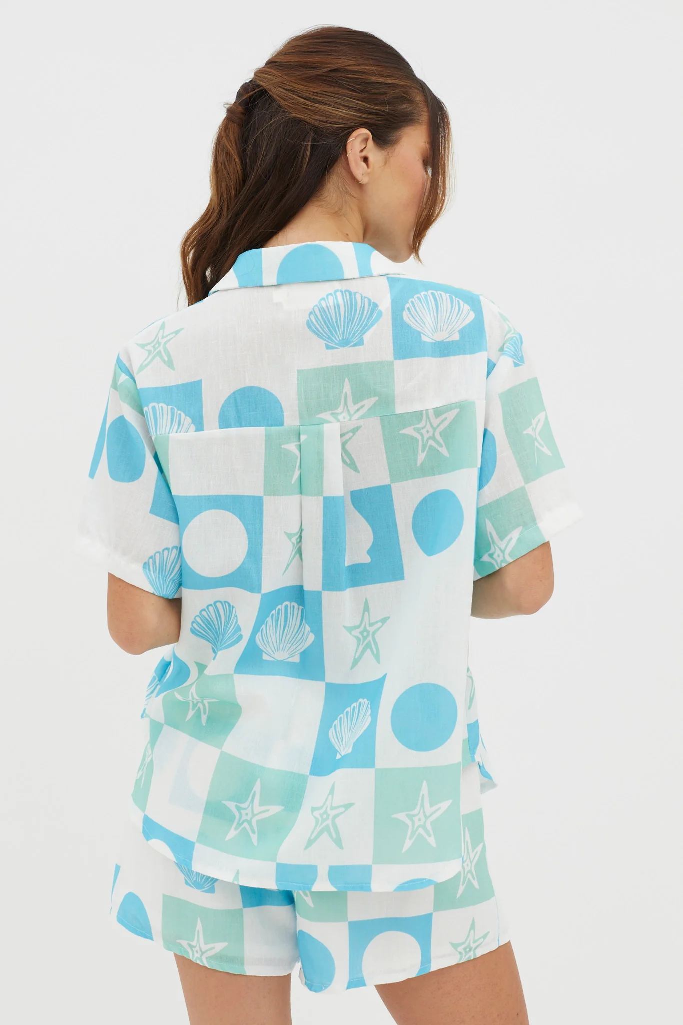 Just A Hunch Button Shirt Shell Print Green Multi - Ruaus