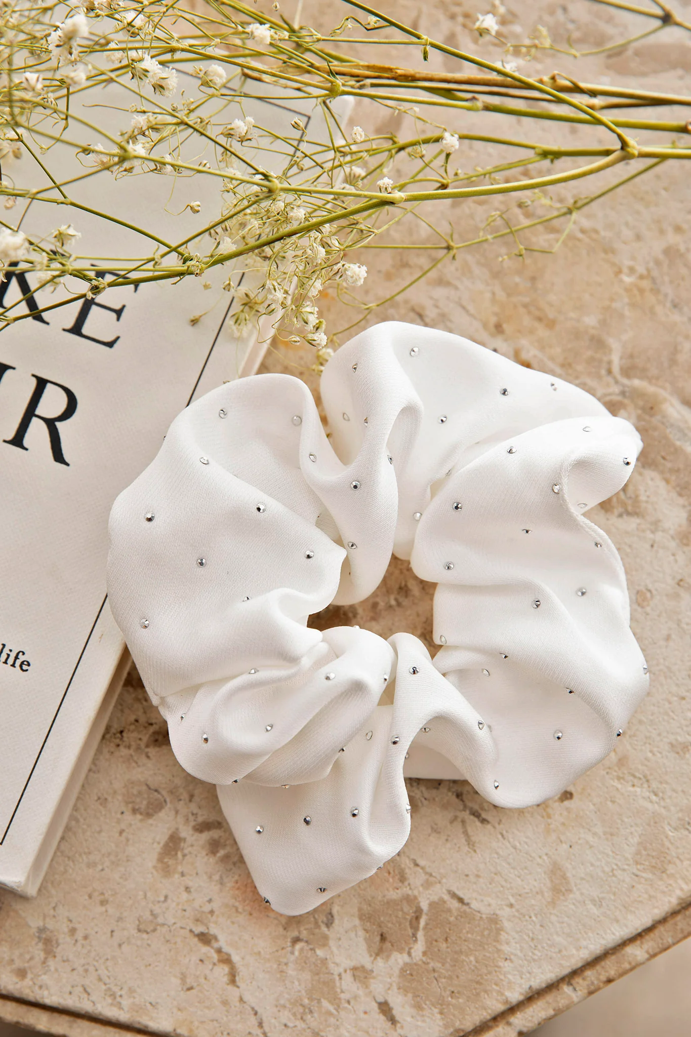 City Lights Embellished Scrunchie White - Ruaus