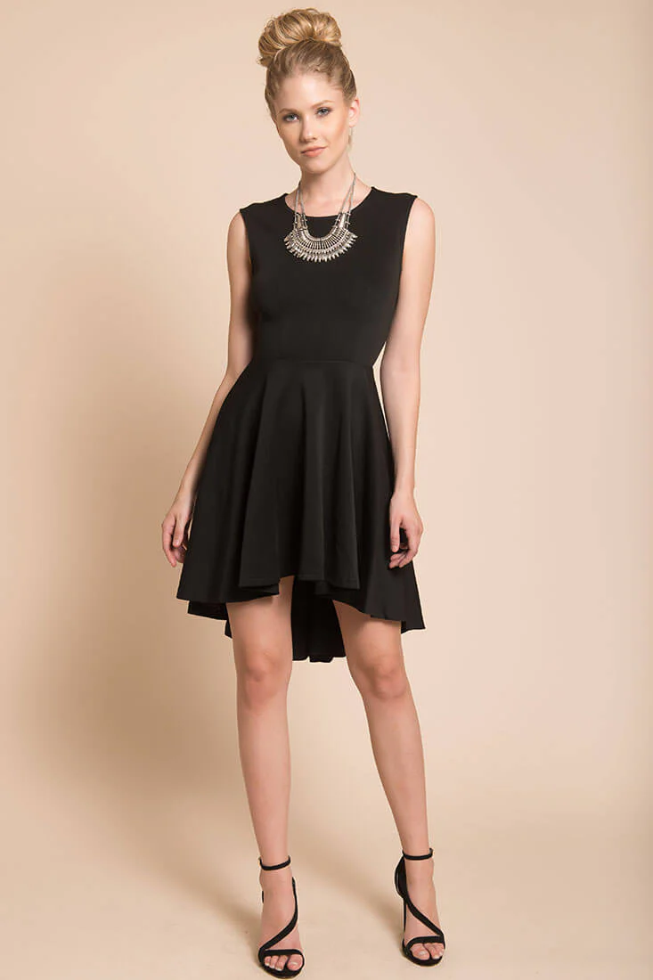 Maya Closed Back Dress Black - Ruaus