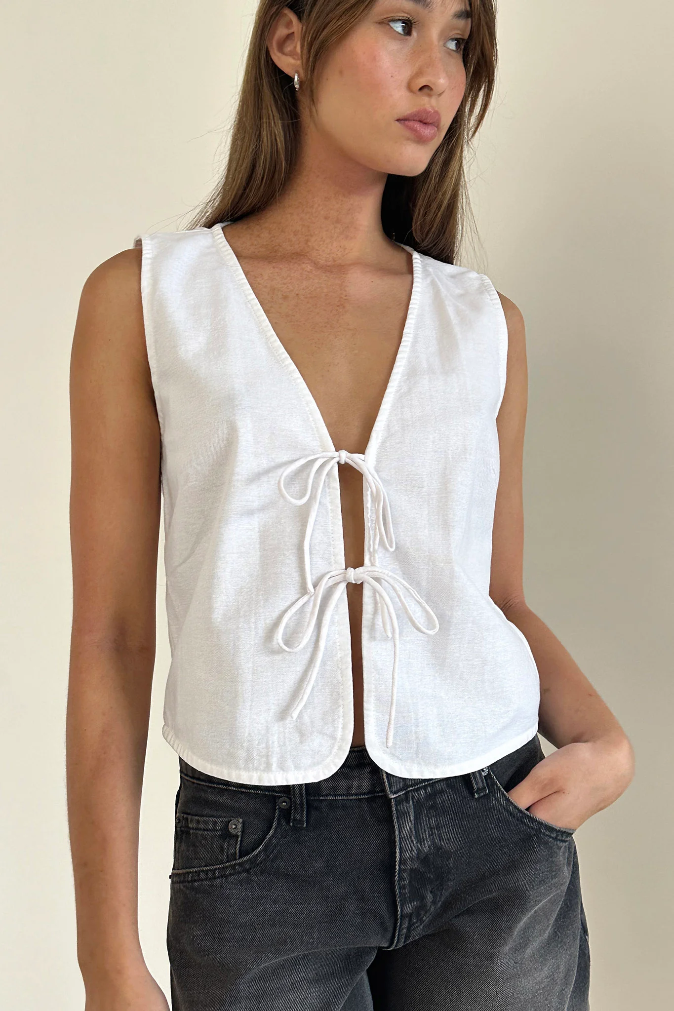 Nuvo Tie Front Vest Top White - Ruaus