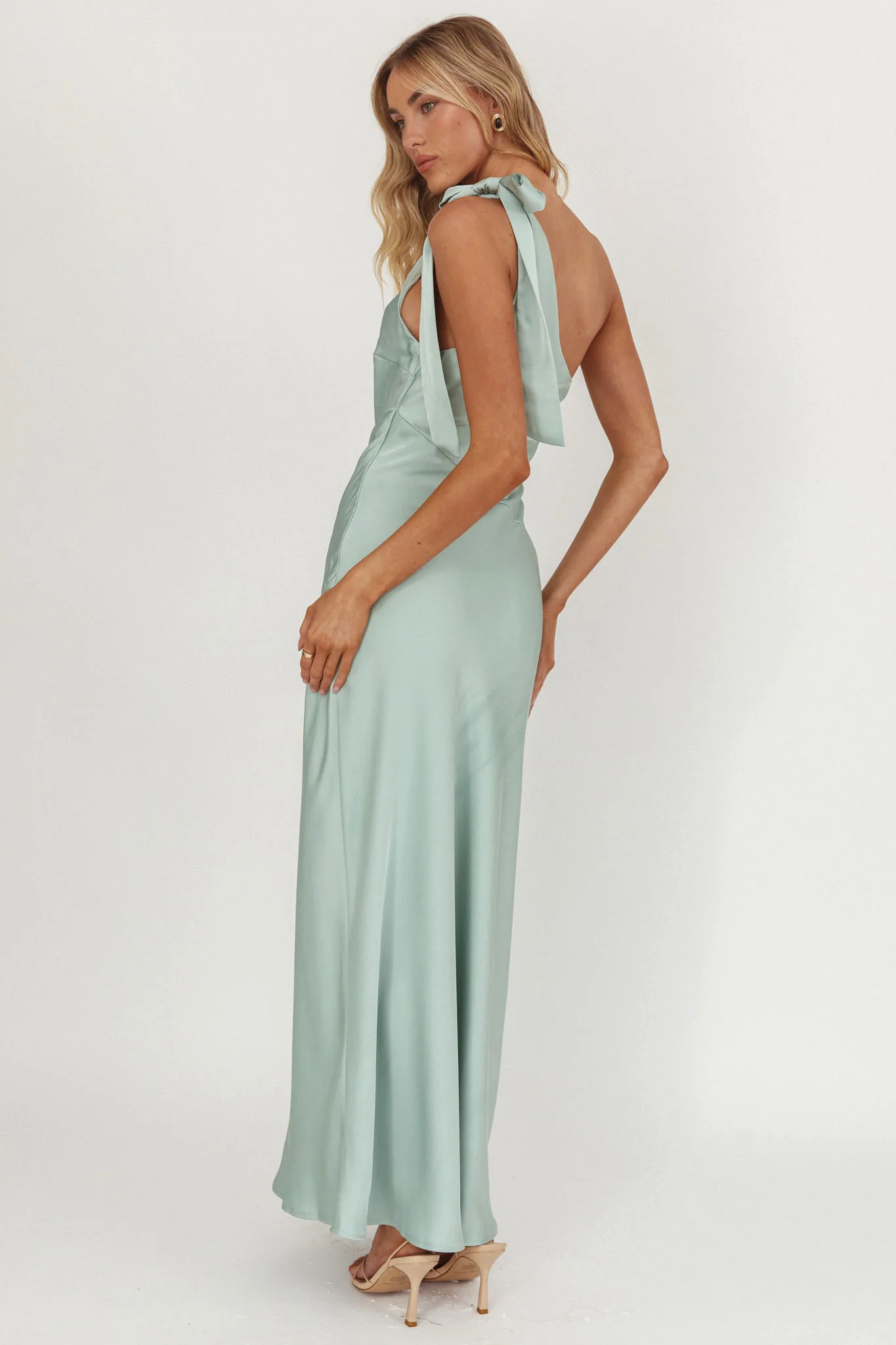 Robertah One-Shoulder Bow Maxi Dress Sage - Ruaus