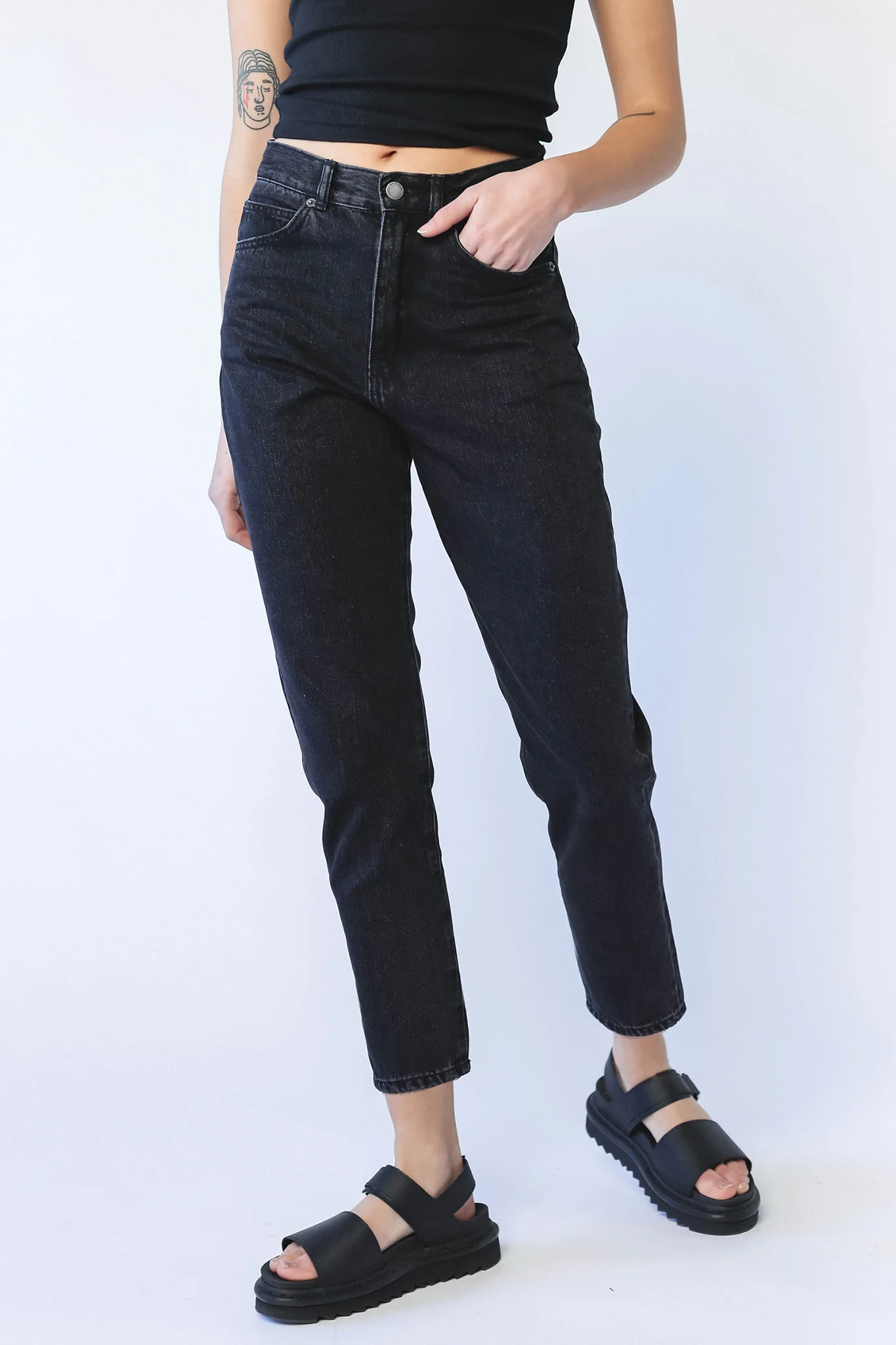 DR DENIM Nora Jeans Black Retro - Ruaus
