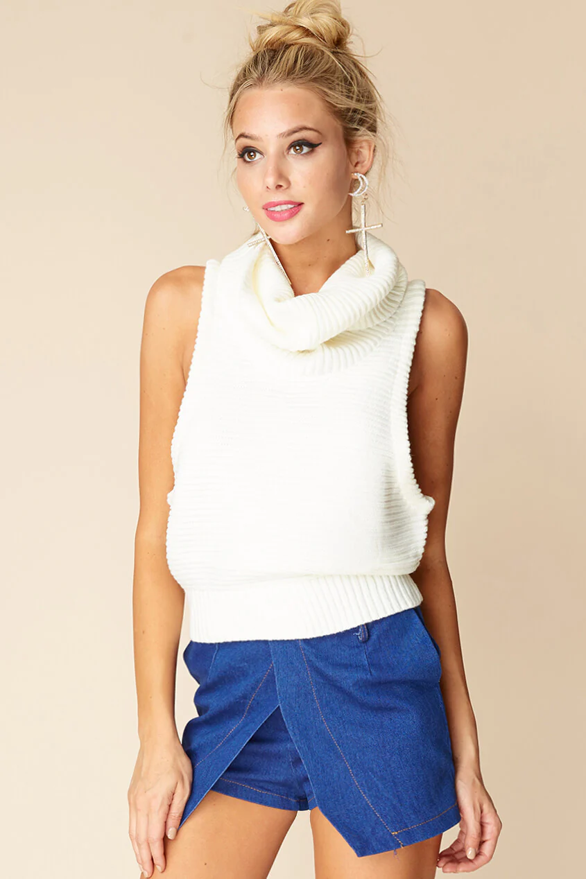 Jenny Sleeveless Cowlneck White - Ruaus