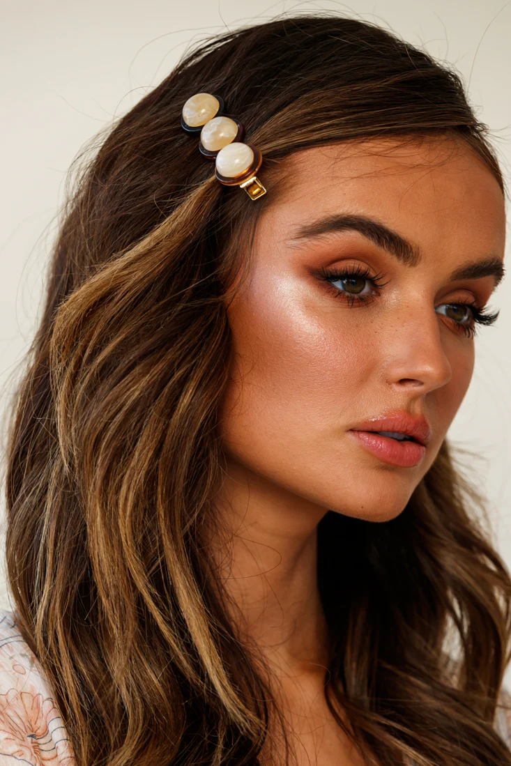 Moorea Marbled Acrylic Clip Beige - Ruaus