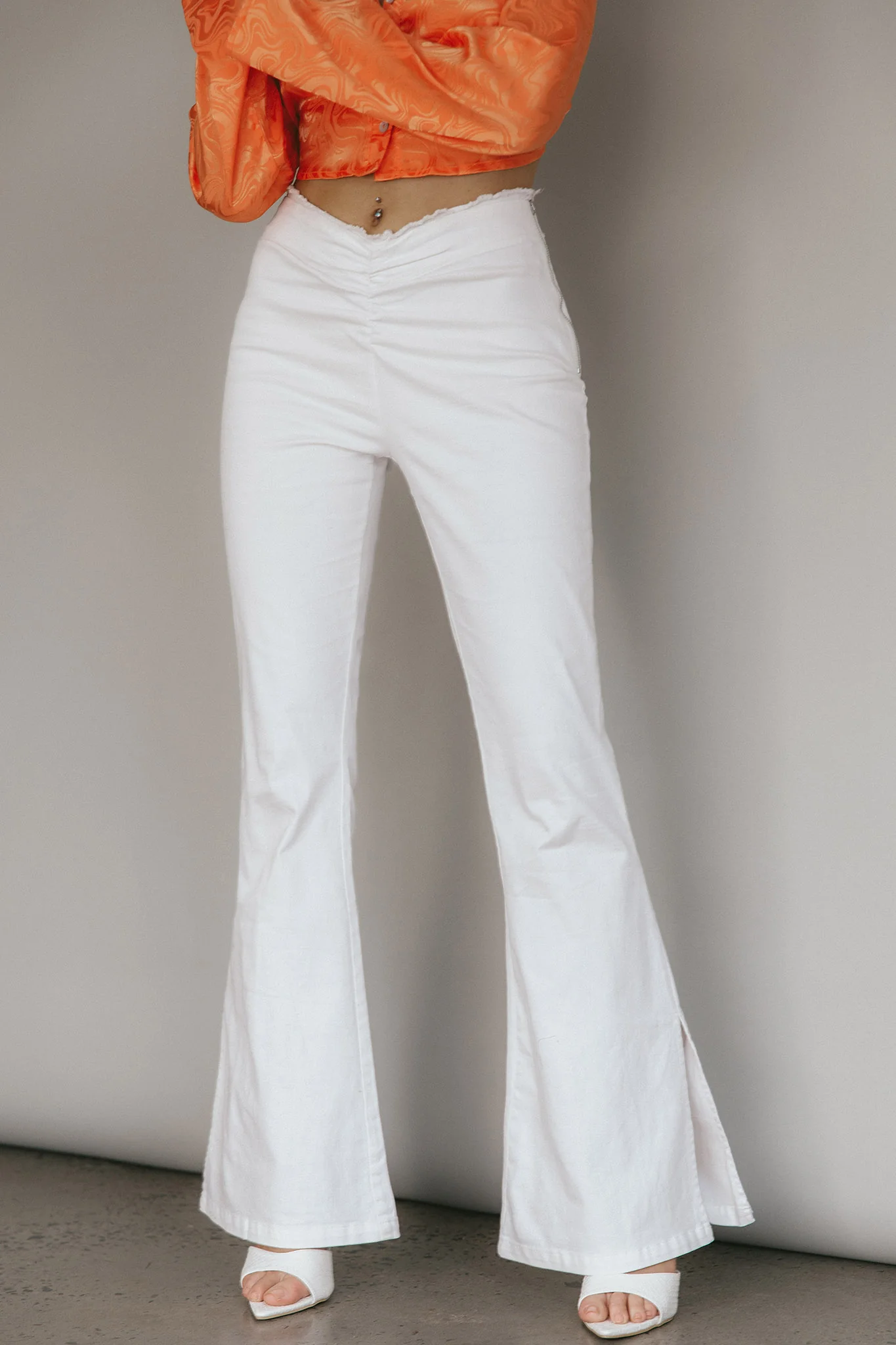 Mahla Flared Pants Ivory - Ruaus