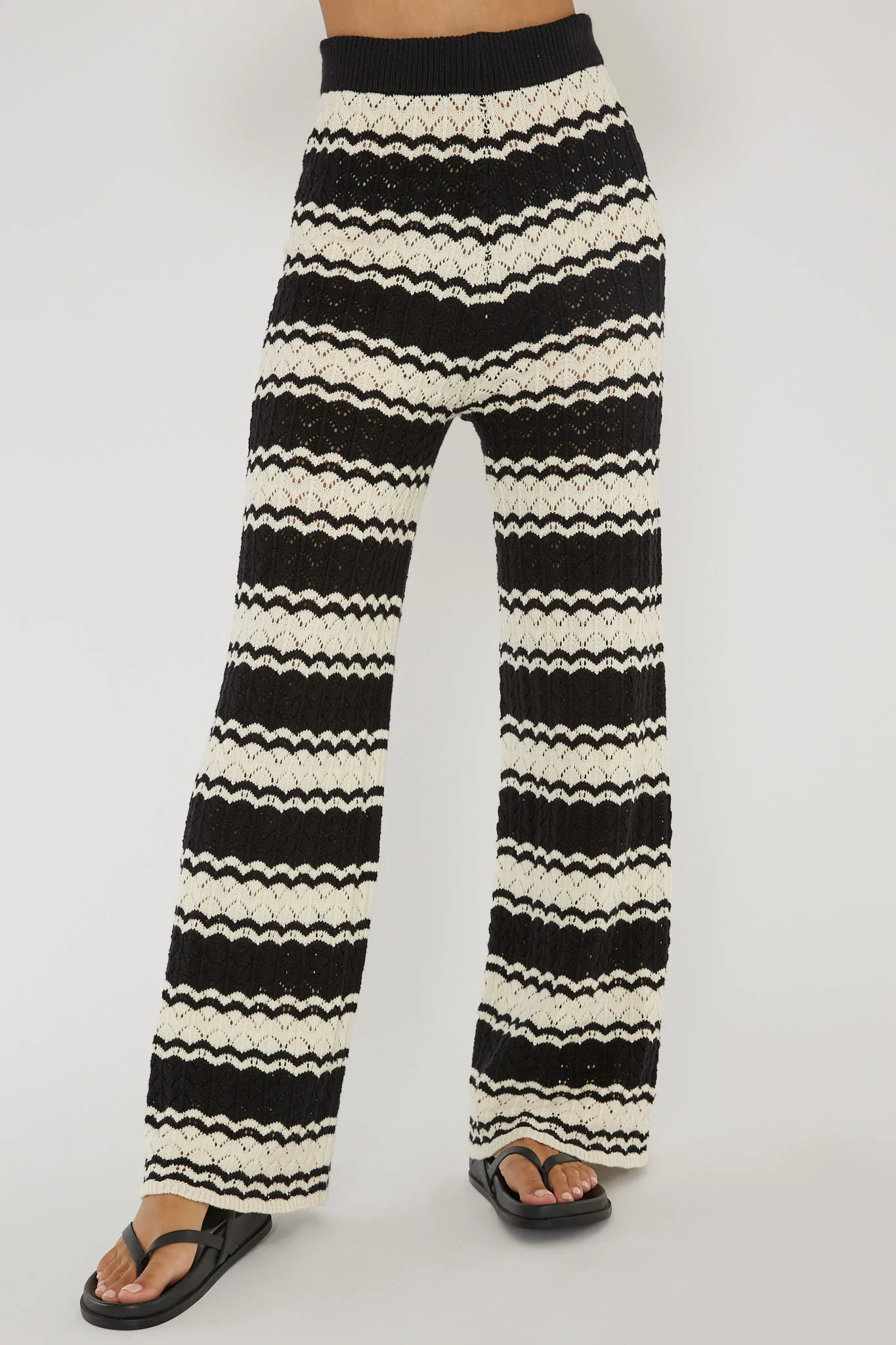 Maysah Elastic Waist Crochet Pants Black/White - Ruaus