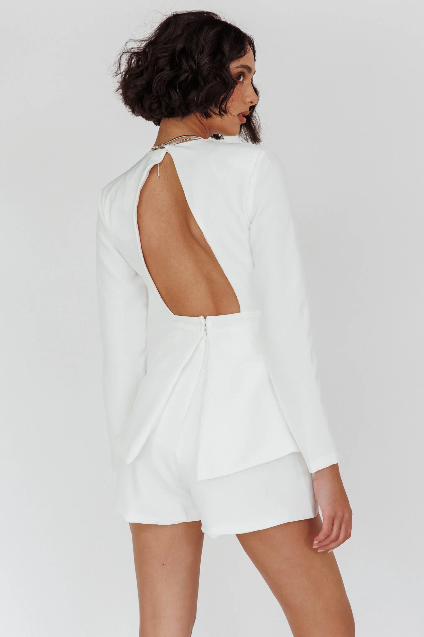 Kamanah Long Sleeve Plunging Neckline Romper White - Ruaus