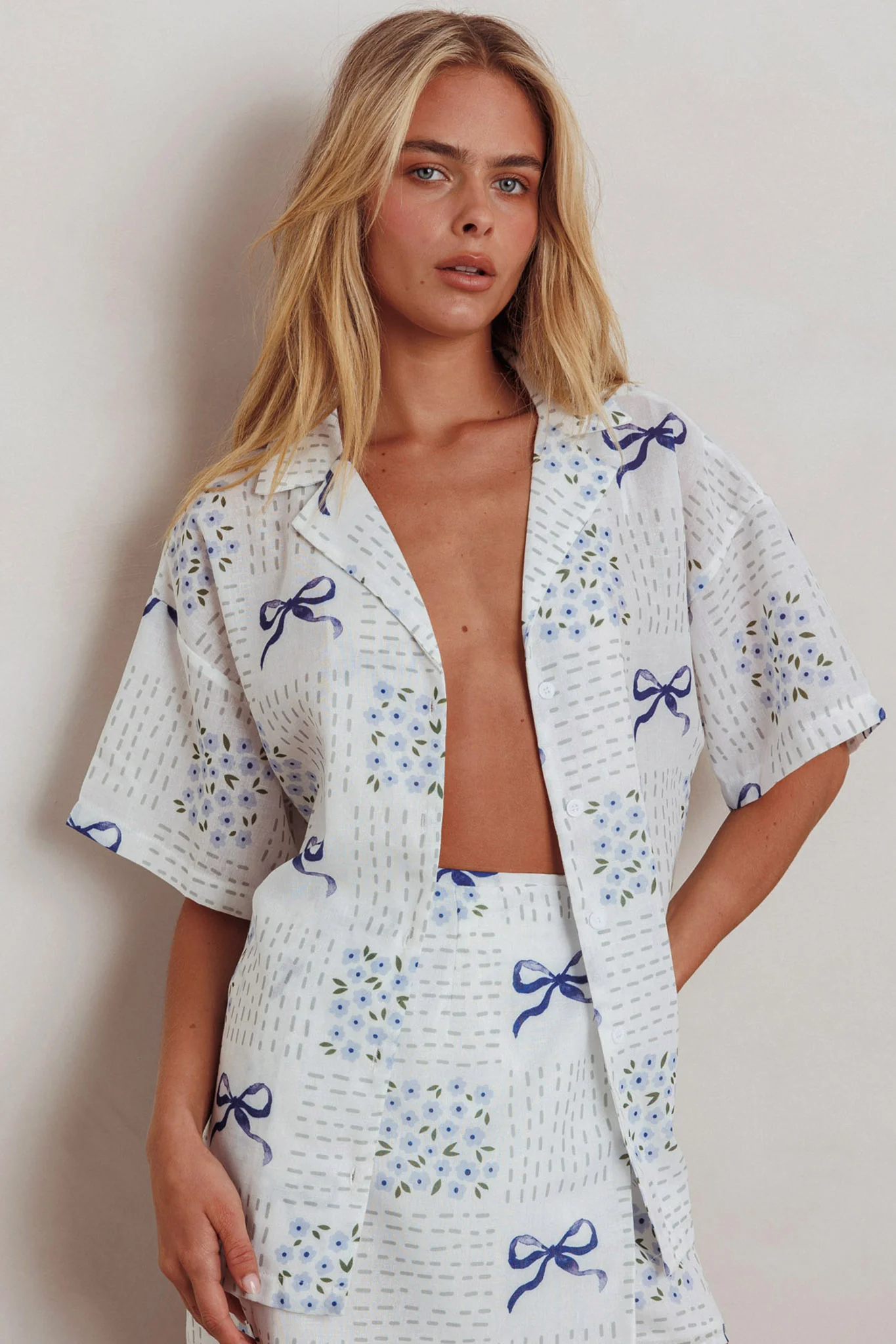 Ithaca Short Sleeve Button Shirt Bow Print Blue - Ruaus