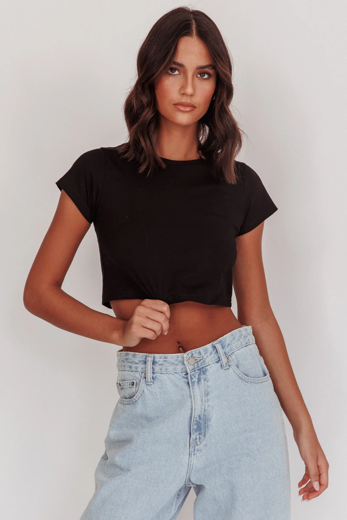 Olly Cropped Baby Tee Black - Ruaus