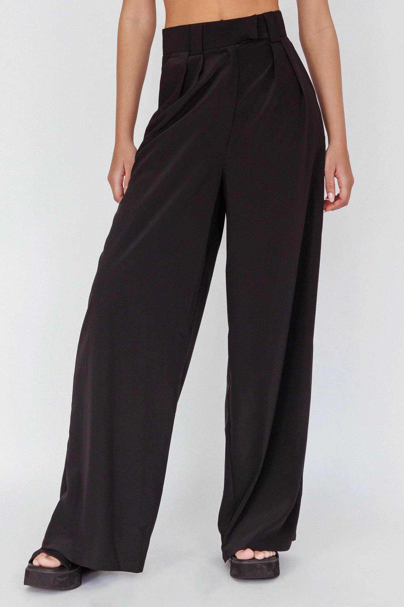 Regal Wide-Leg Mid Rise Pants Black - Ruaus