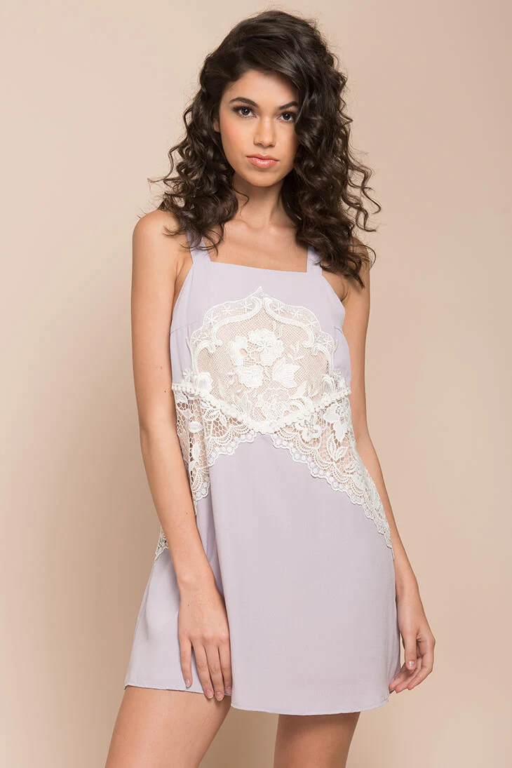 Lauren Lace Details Dress Lilac - Ruaus
