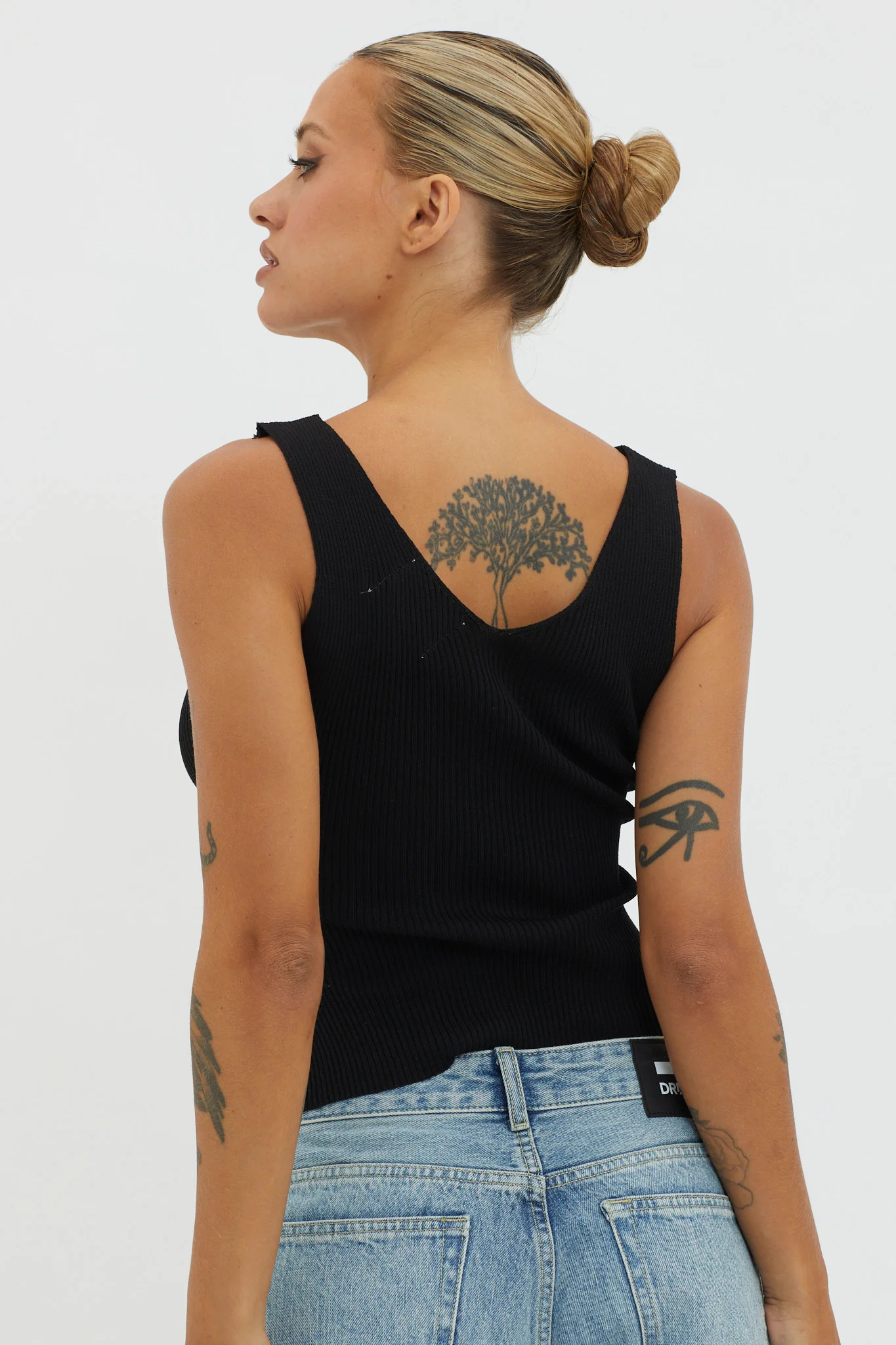 Off-Duty V-Neck Ribbed Knit Top Black - Ruaus