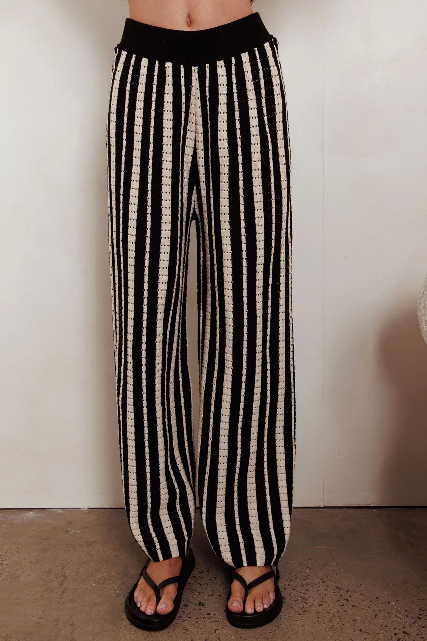 Influence Knit Straight Leg Pants Black - Ruaus