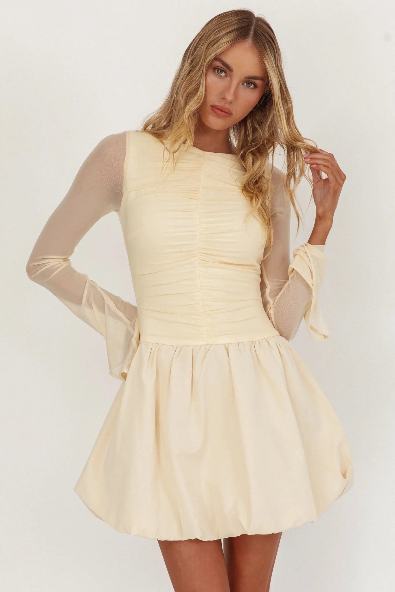 Elowin Long Sleeve Bubble Hem Mini Dress Cream - Ruaus