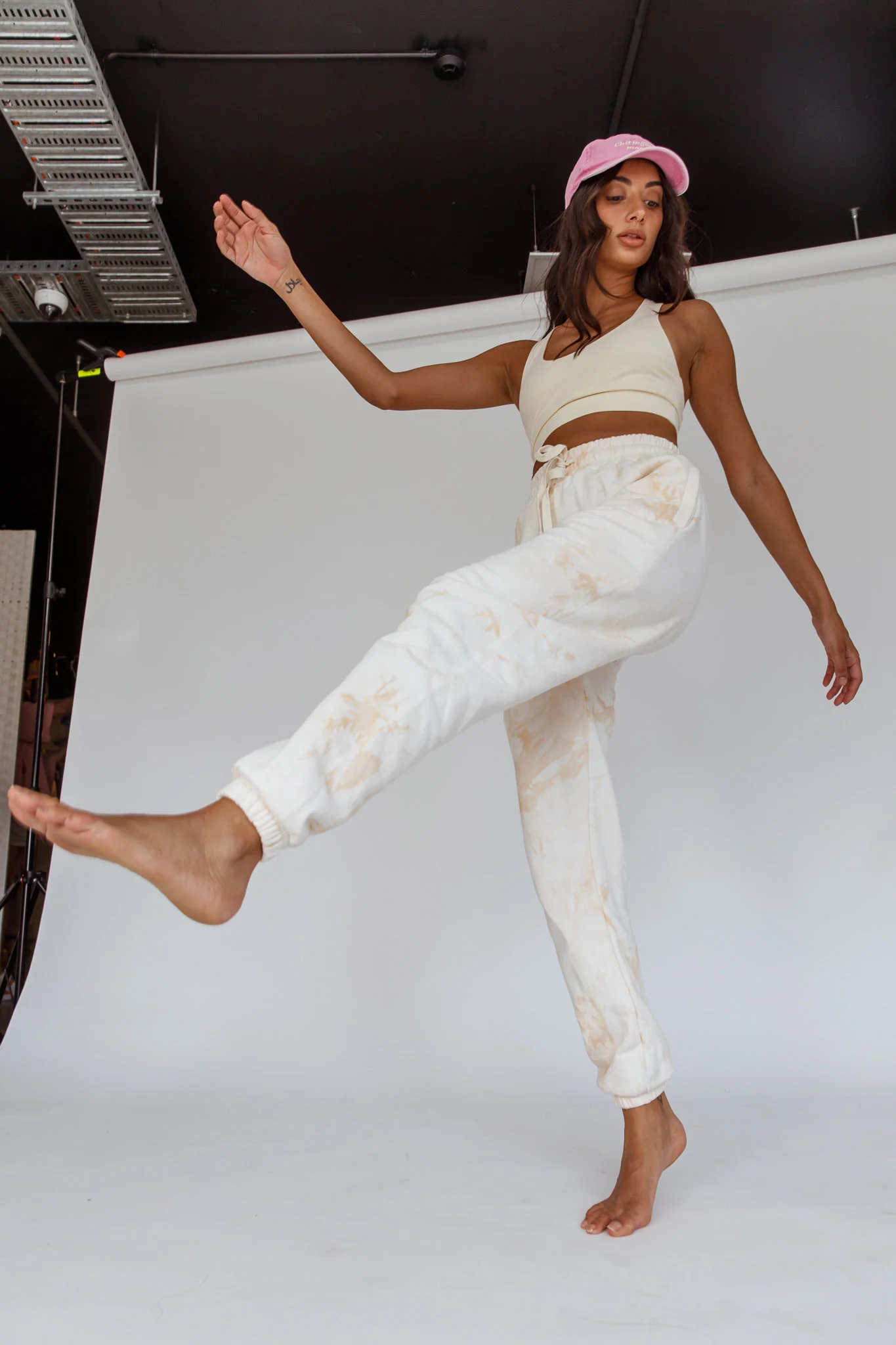 Take It Easy Jogger Track Pants Sand - Ruaus