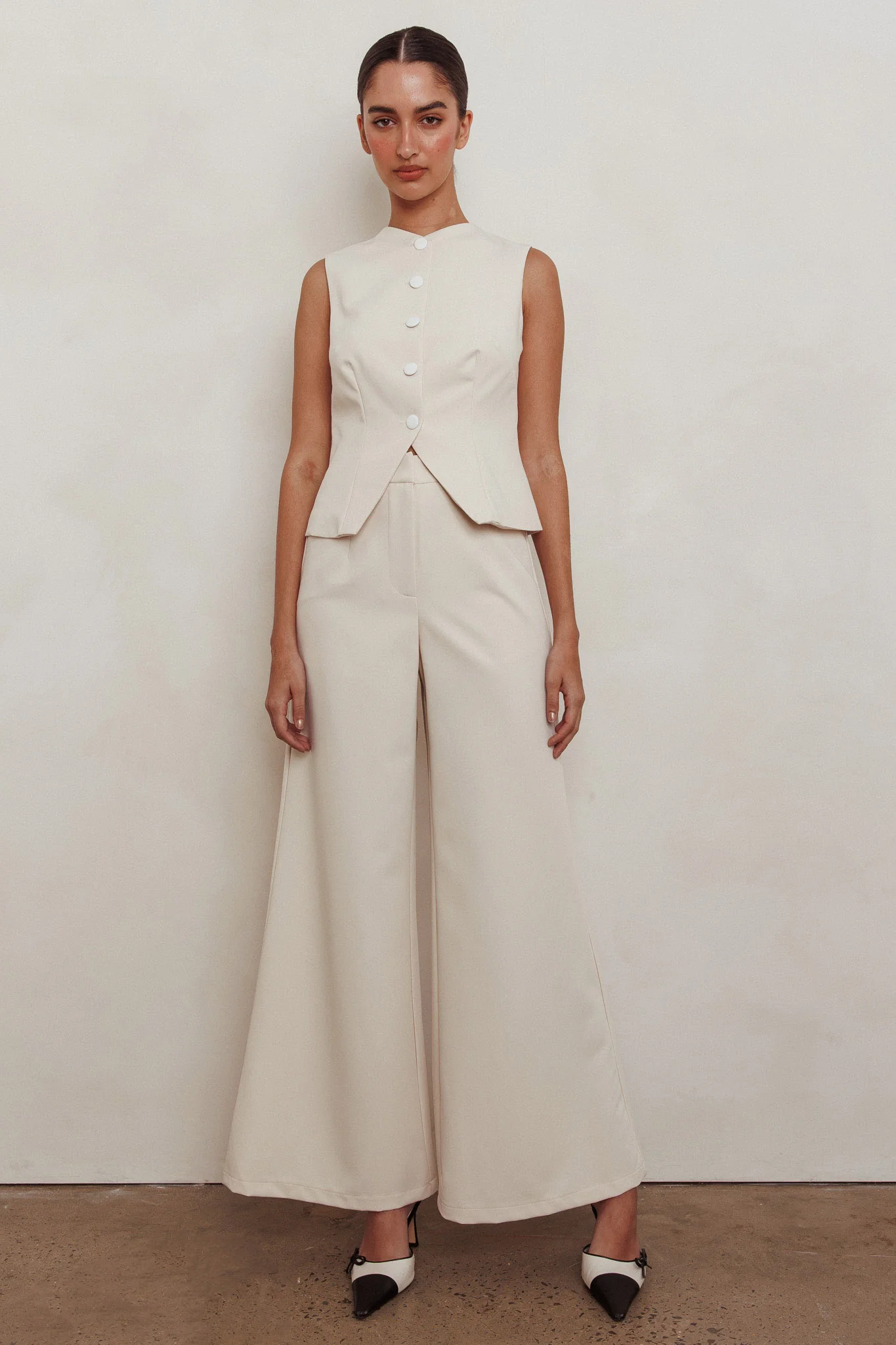 Consideration Wide Leg Pant Beige - Ruaus