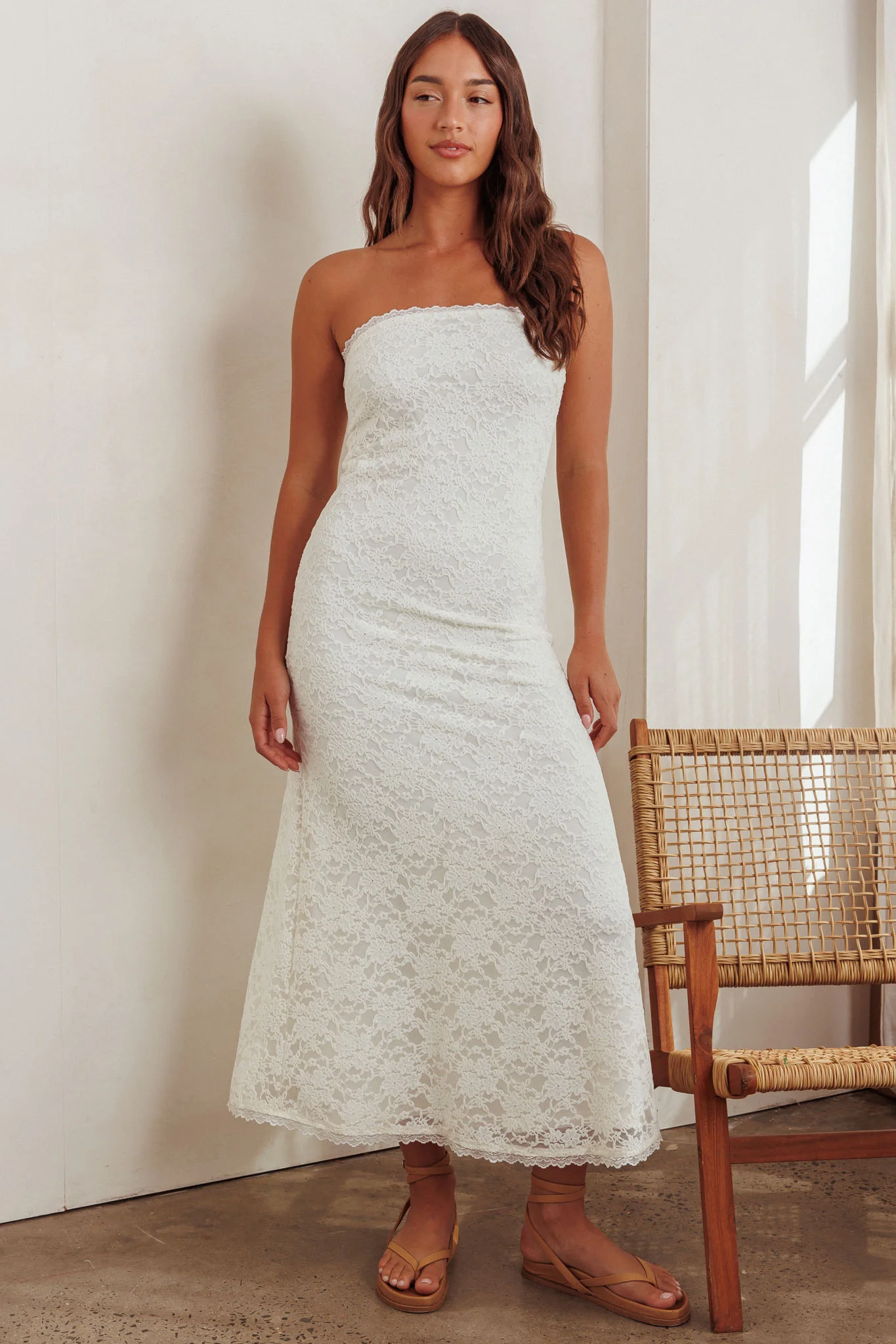 Artice Strapless Maxi Dress Lace Cream - Ruaus