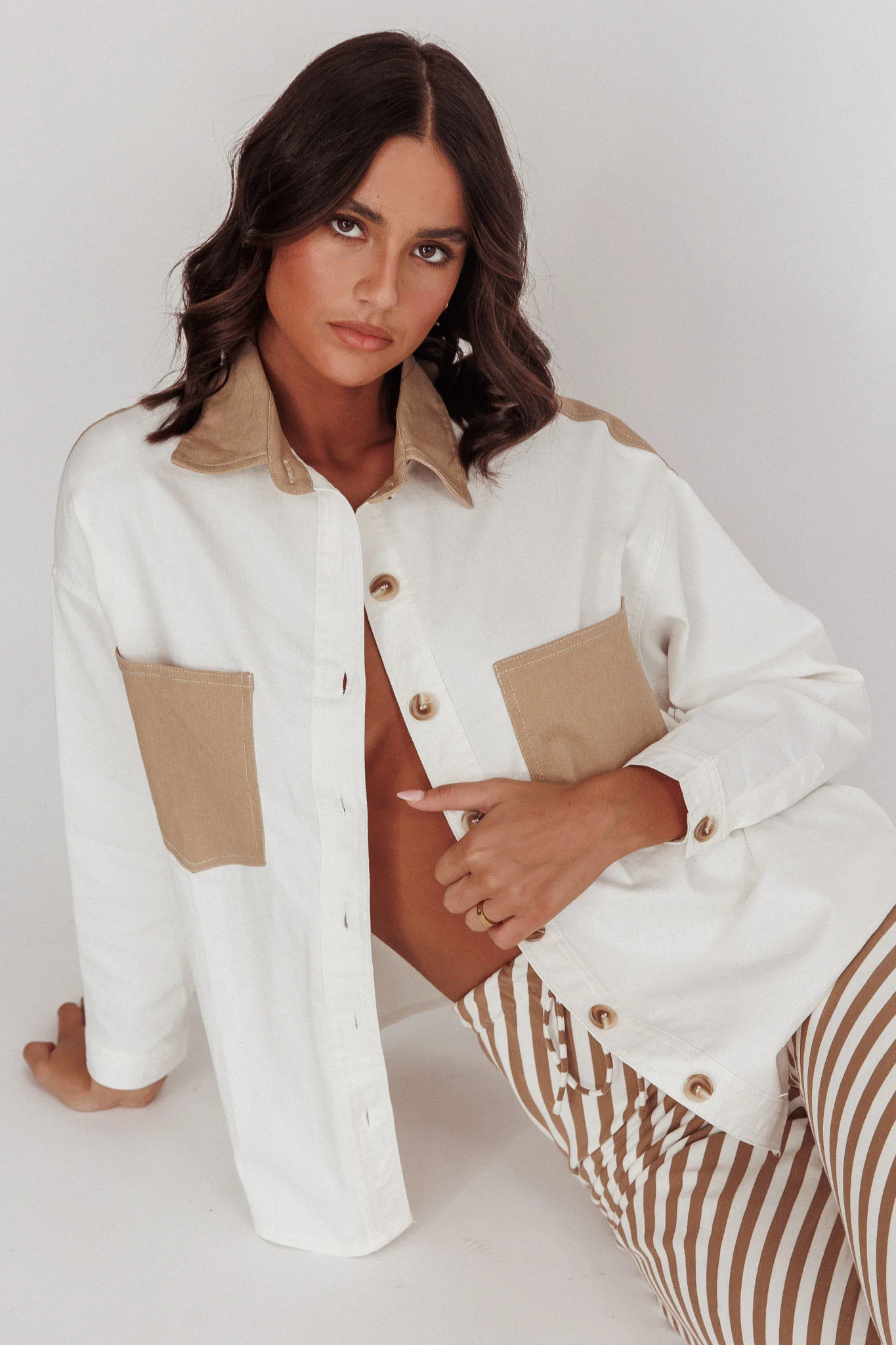 Lake Days Chest Pocket Shirt White Beige - Ruaus