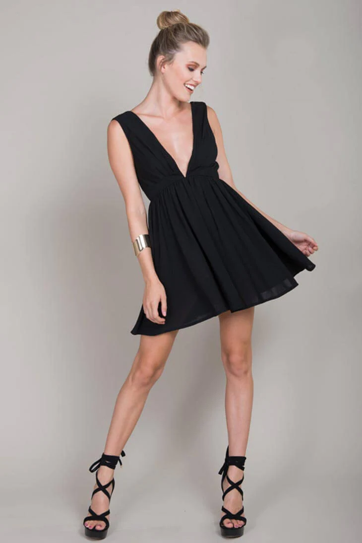 Laine Day Festival Dress Black - Ruaus