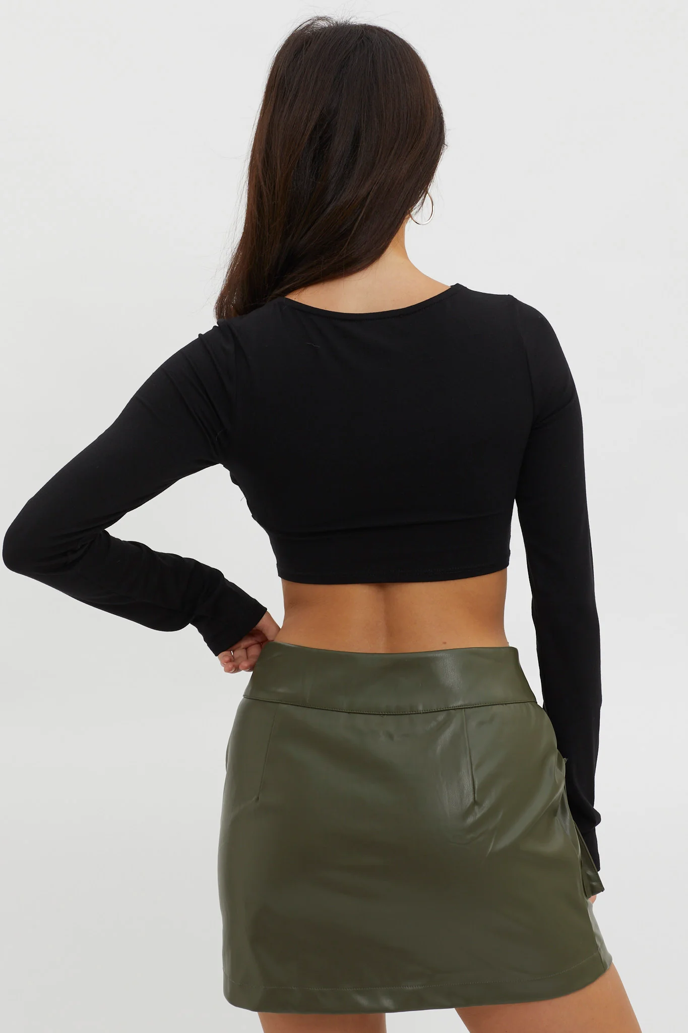 Foxy Twist Long Sleeve Crop Top Black - Ruaus
