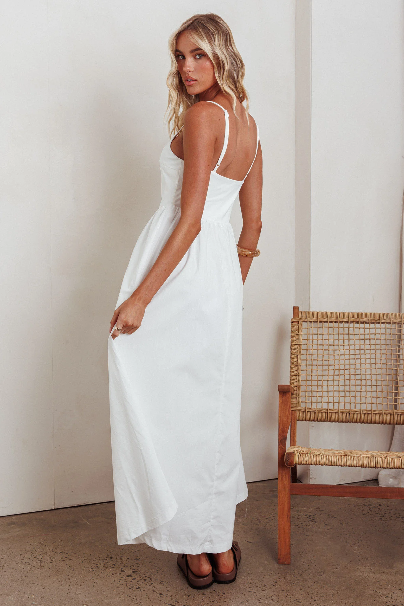 Yelizaveta Side Pocket Maxi Dress White - Ruaus