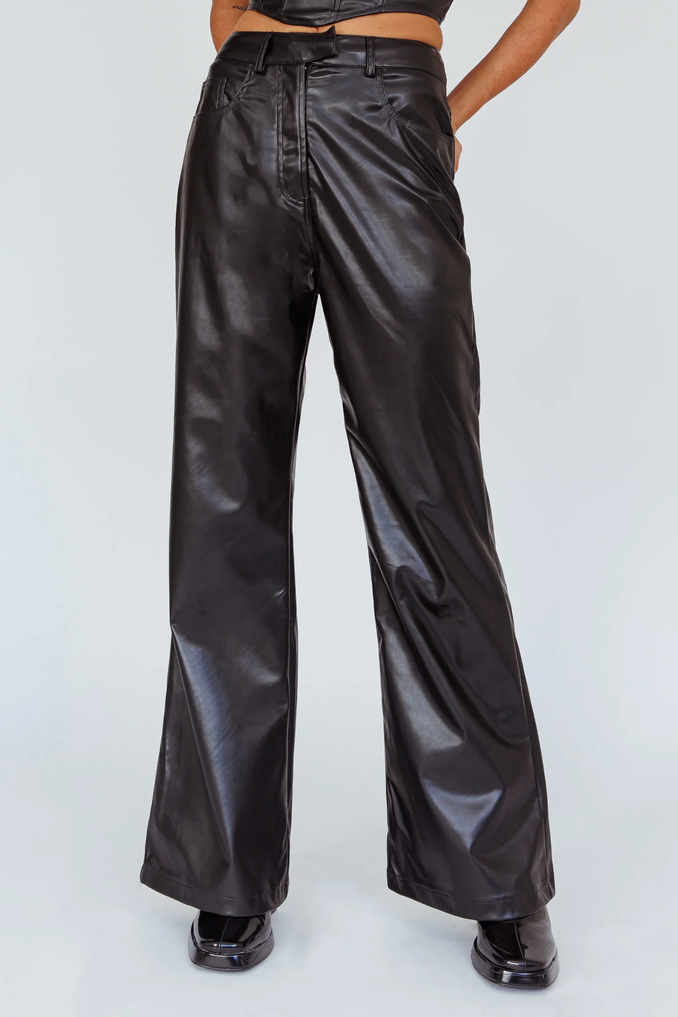 Coussin Faux Leather Pants Black - Ruaus
