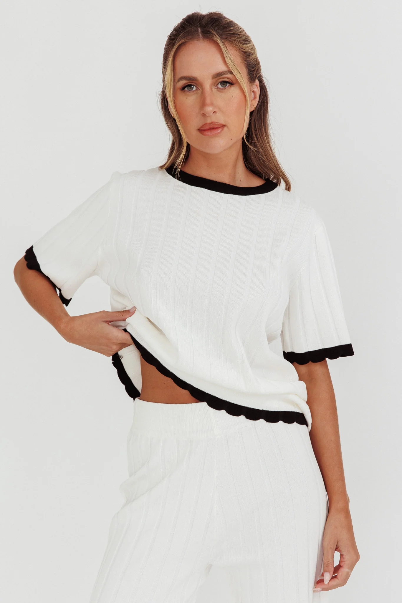 Liloh Contrast Trim Ribbed Knit Top White - Ruaus