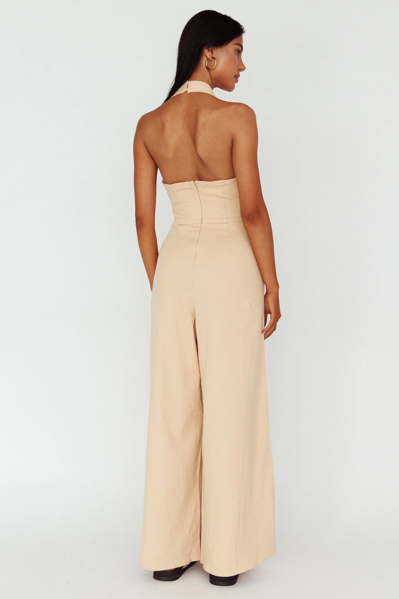 Hilaria Halterneck Jumpsuit Beige - Ruaus