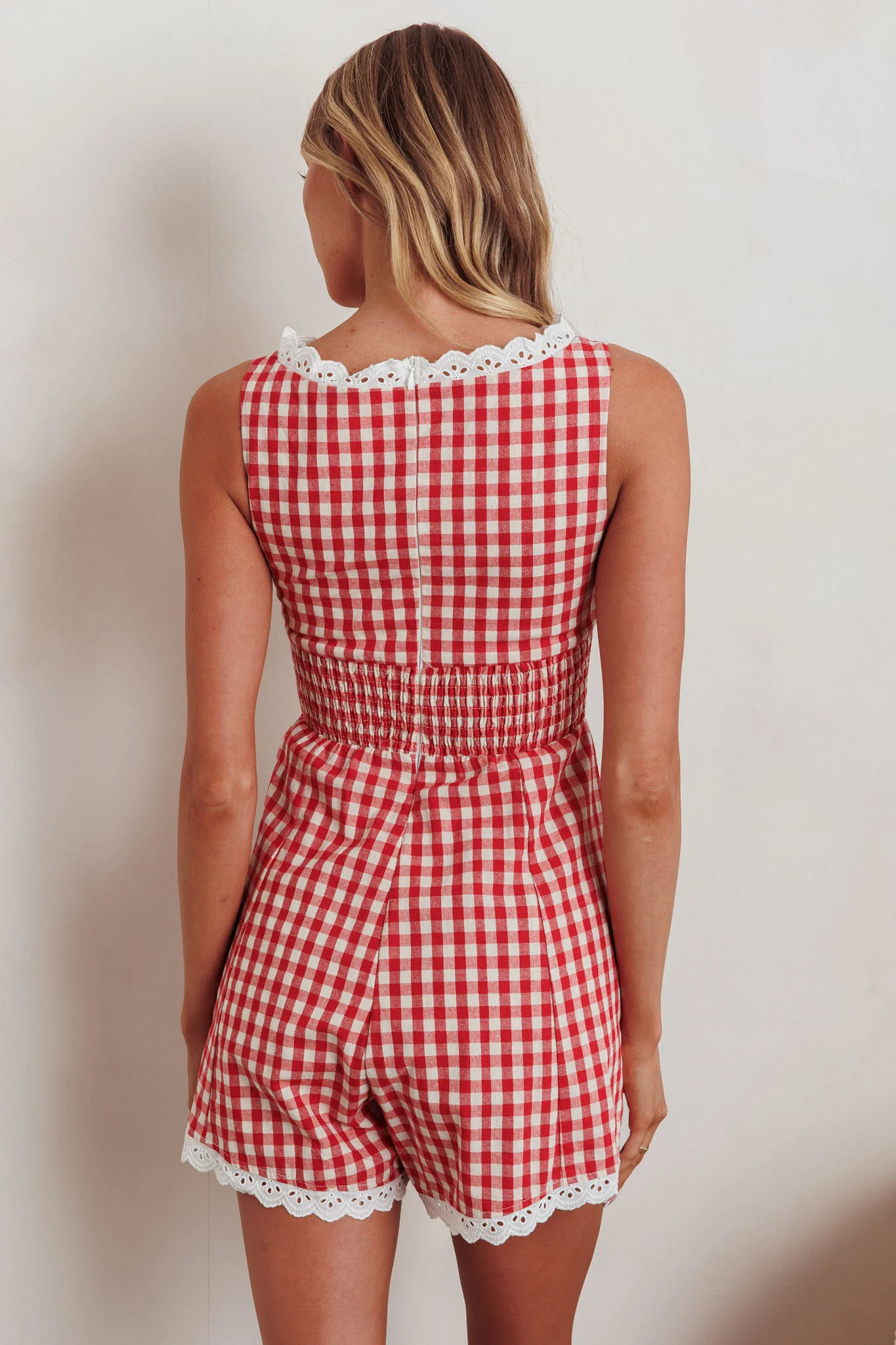 Loving Me Sleeveless Romper Gingham Red - Ruaus