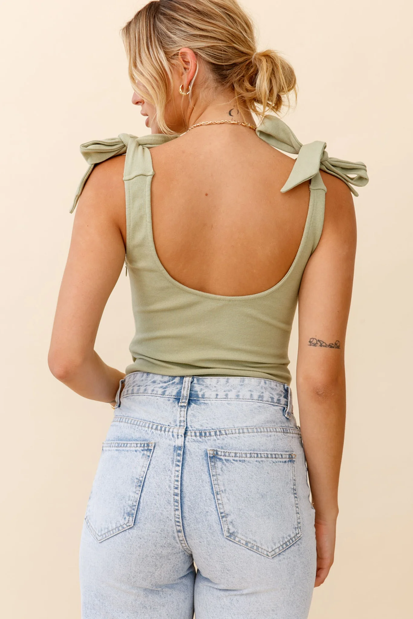 Can't Stop Me Bow Shoulder Bodysuit Moss Green - Ruaus