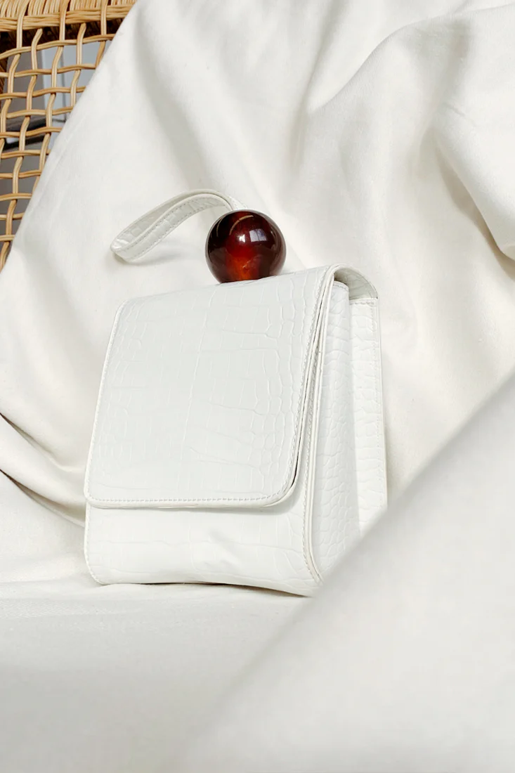 Audrey Wrist Strap Bead Purse White - Ruaus