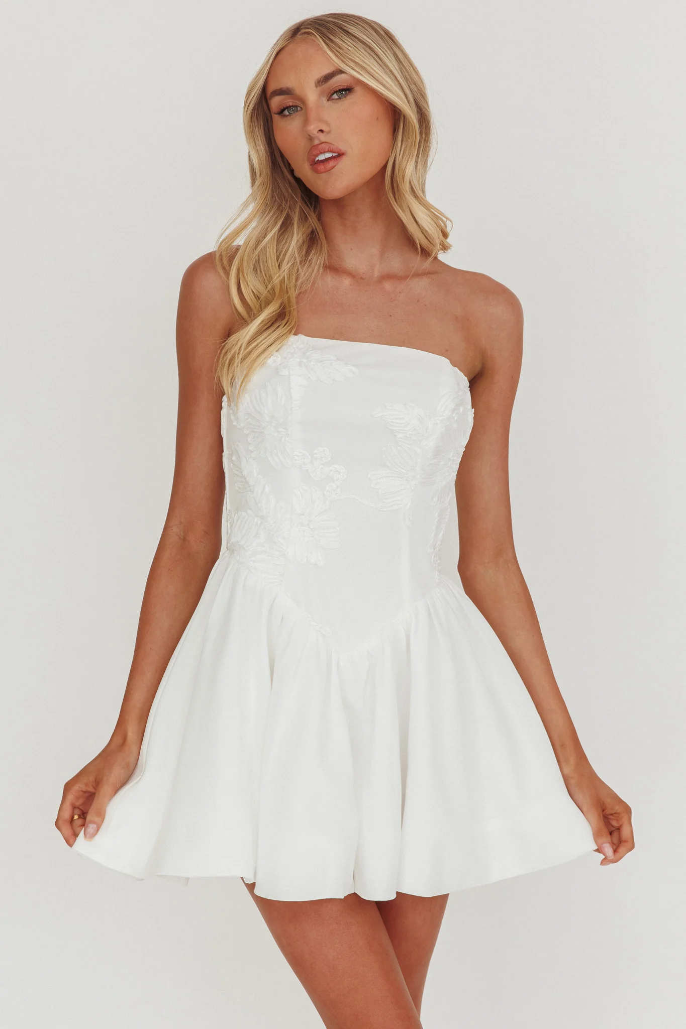 Fiora Basque Waist Strapless Mini Dress White - Ruaus
