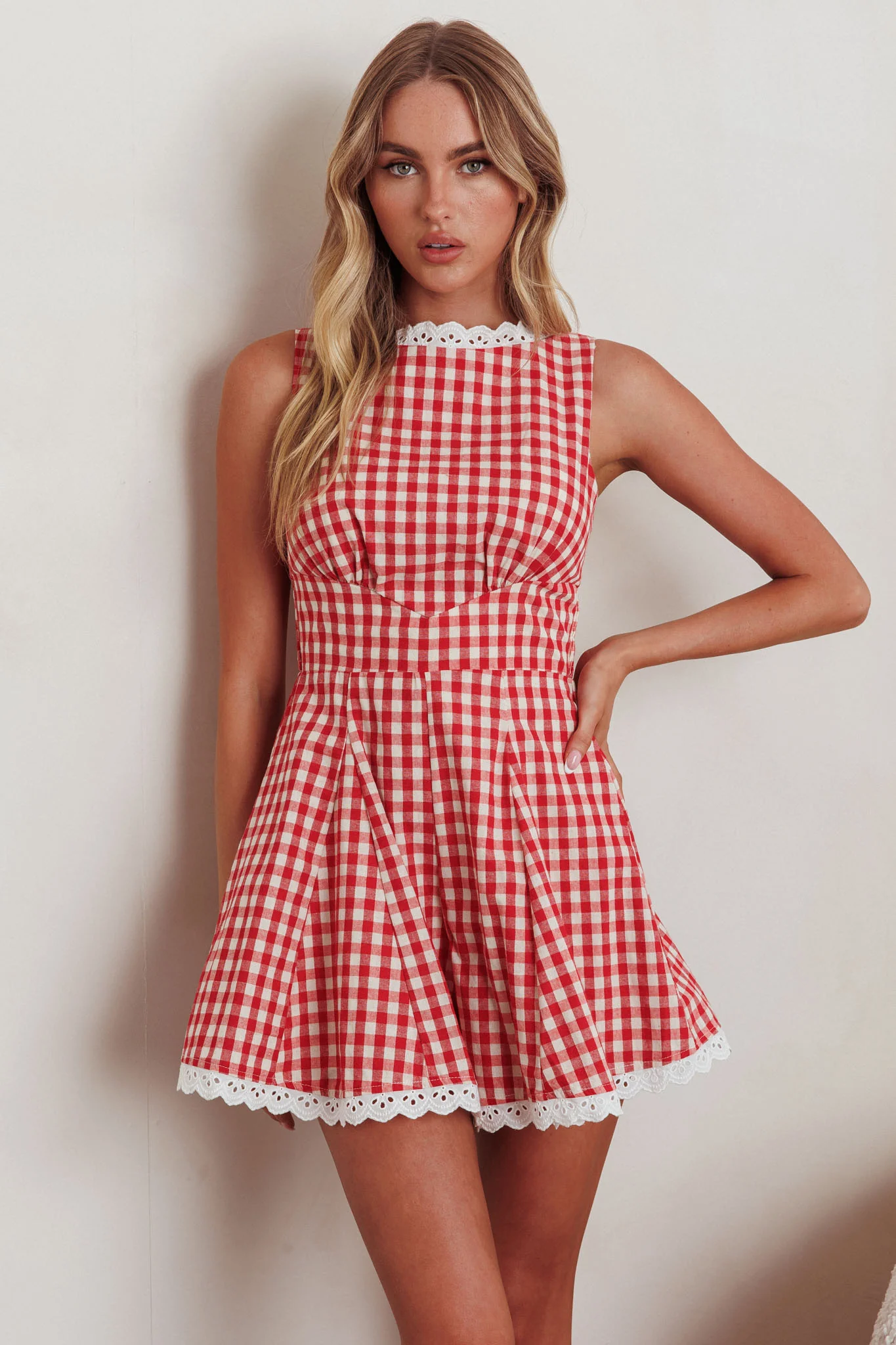 Loving Me Sleeveless Romper Gingham Red - Ruaus