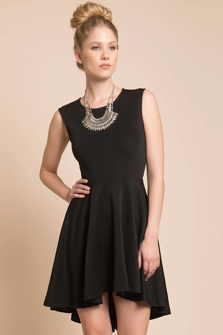Maya Closed Back Dress Black - Ruaus